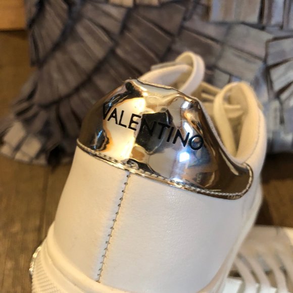 Valentino Trainers - Picture 3 of 13